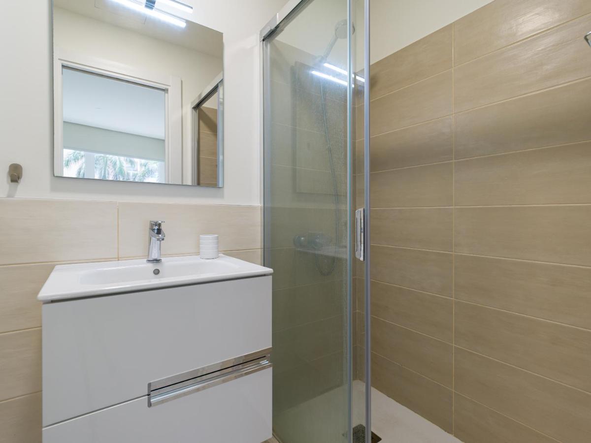 Homeforguest Apartamento Con Terraza Y Parking En Las Canteras Las Palmas de Gran Canaria Exterior foto